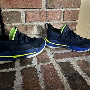 Boys Under Armor Steph Curry Shoes